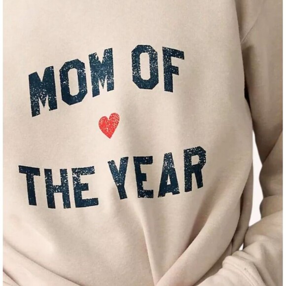 Favorite Daughter Mom Of the Year Sweatshirt Heather Oatmeal Medium - Picture 2 of 10